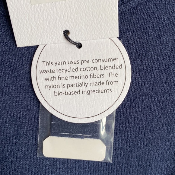 en Thread - Indigo / Navy Wool-Blend Knit Sweater with Recycled Cotton - Picture 7 of 9